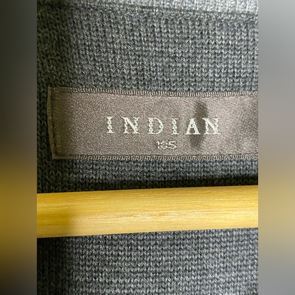 Indian argyle v neck sweater - Picture 2 of 6